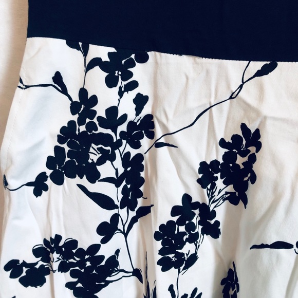 Pretty black and white sundress - Picture 3 of 5